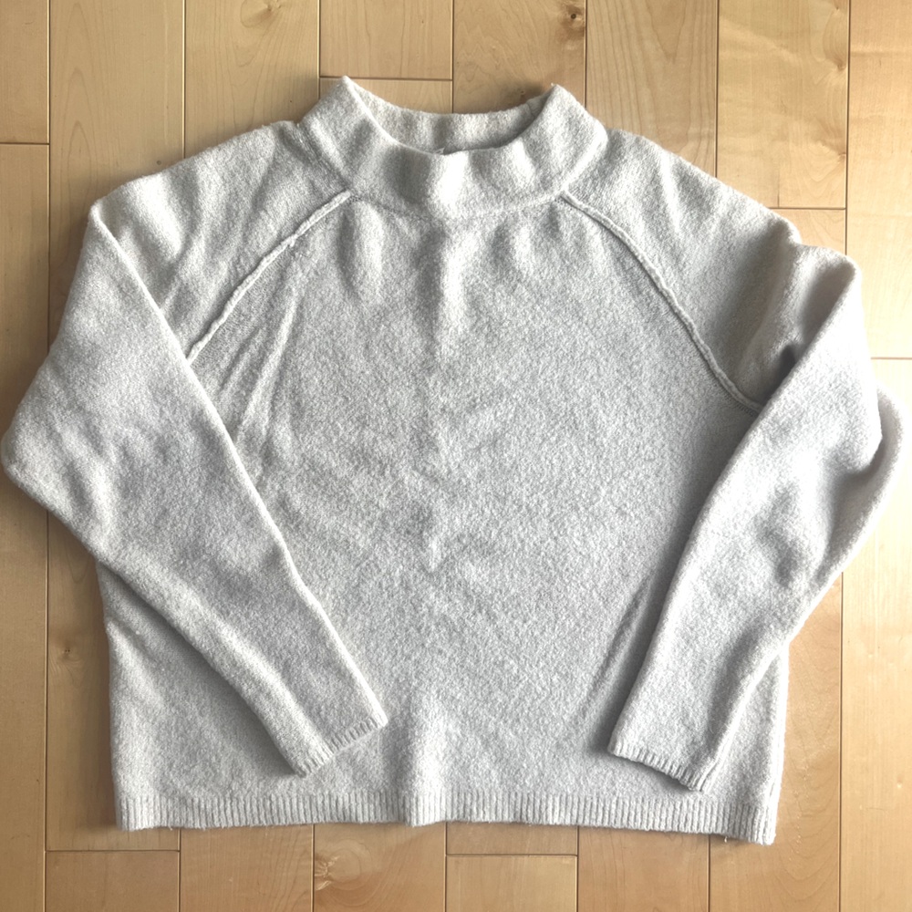 Free People oversized sweater / cream / size s